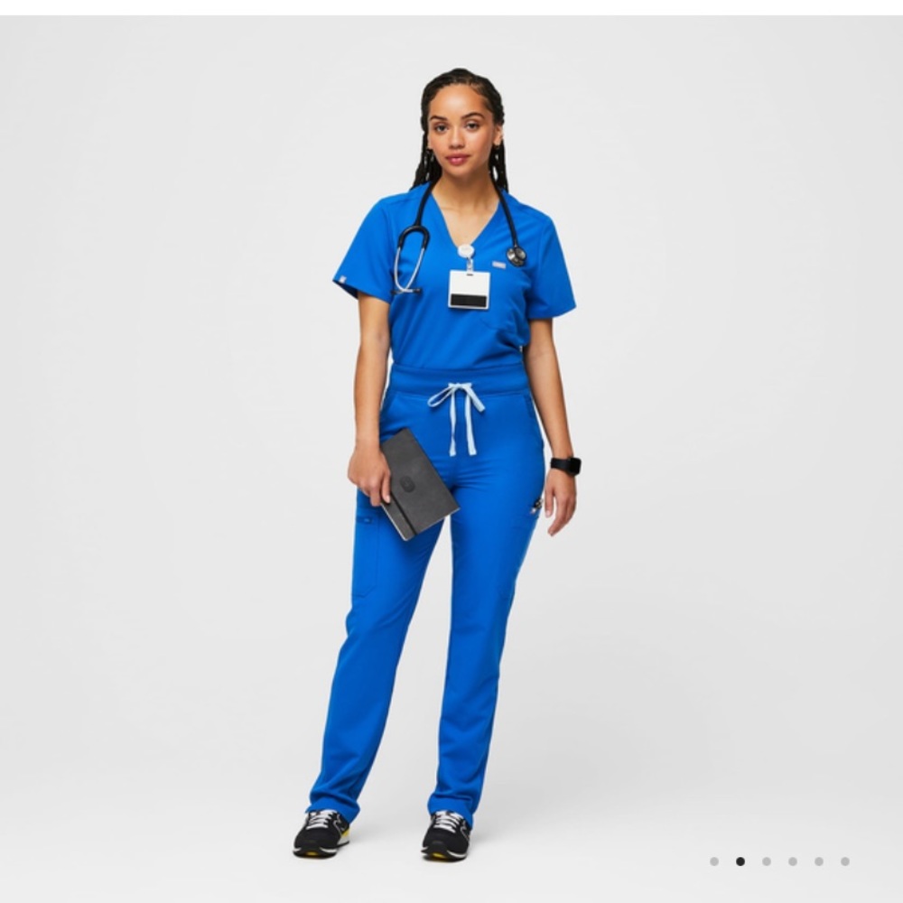 FIGS High Waisted Yola Scrub Pants in Royal Blue size Medium